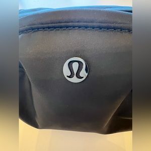 Lululemon pouch